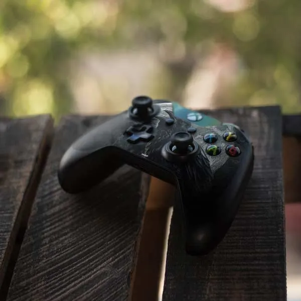 Alchemy Carta Ravens Curse Xbox One Controller Skin