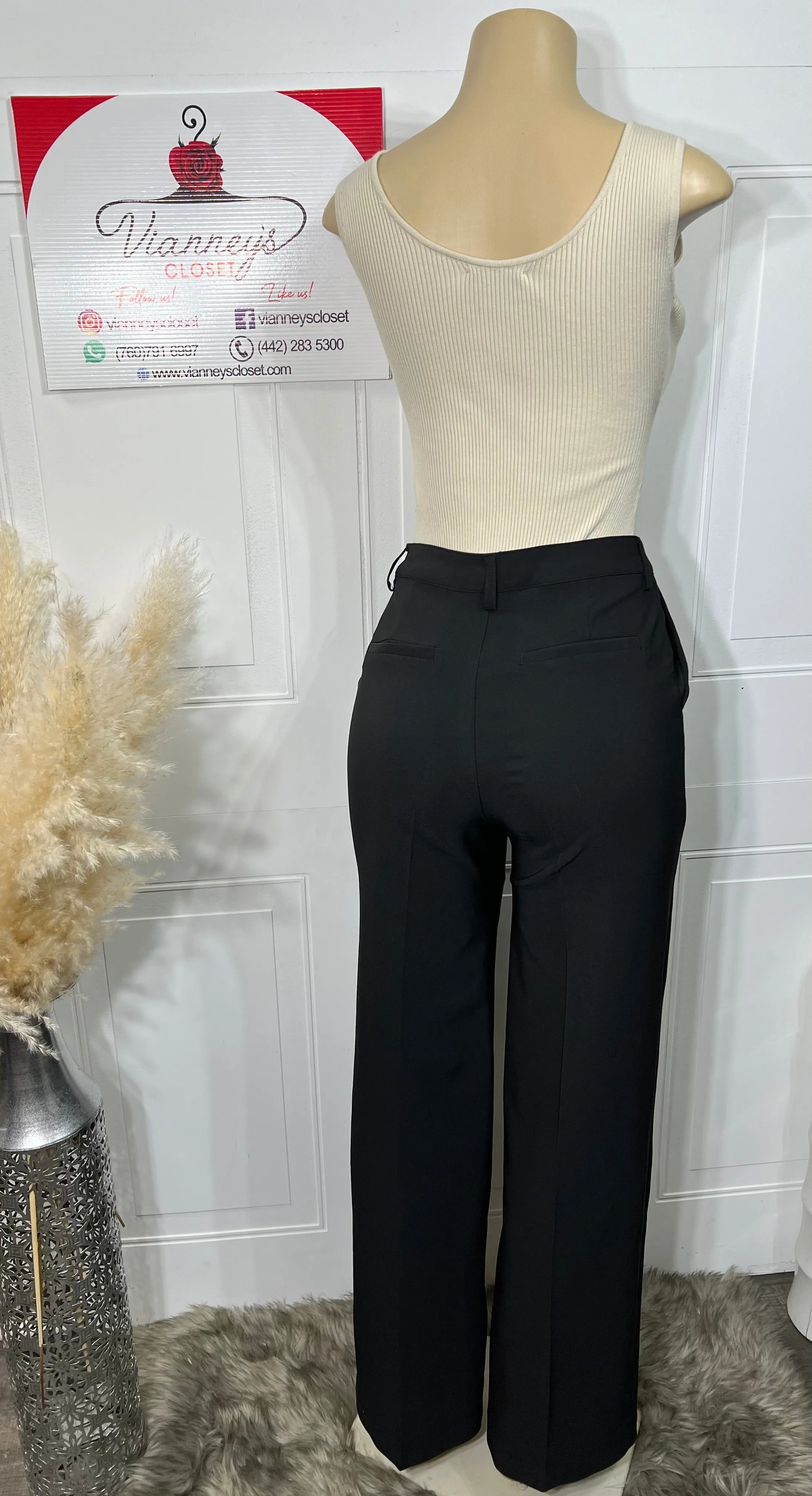 Alinna Black Formal Straight Pants