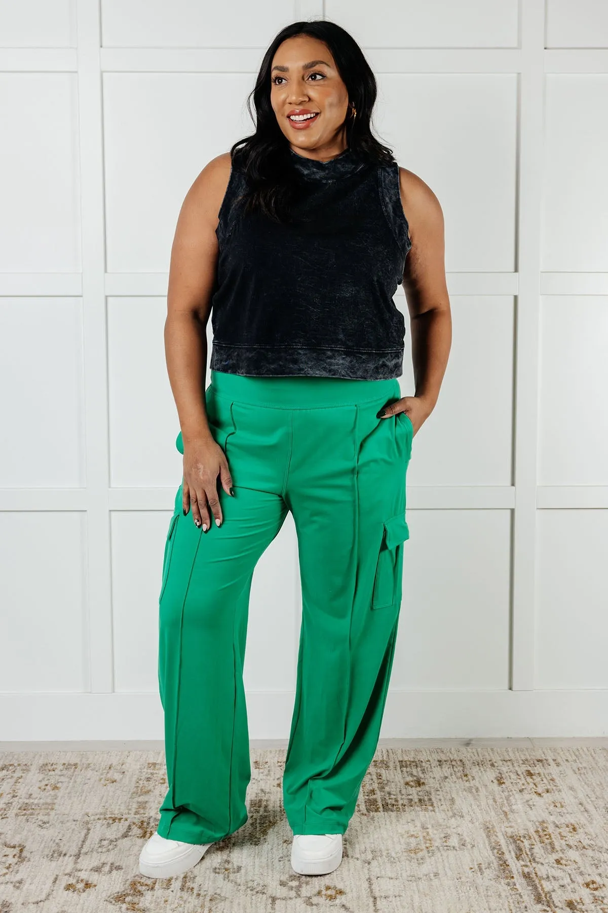 Athleisure Cargo Pants in Emerald Green