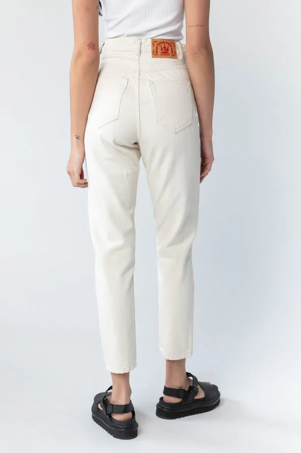 Dr Denim Nora Mom Jean Loom State look