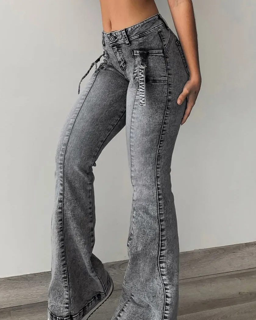 High-Rise Hip-Lifting Skinny Flared Jeans