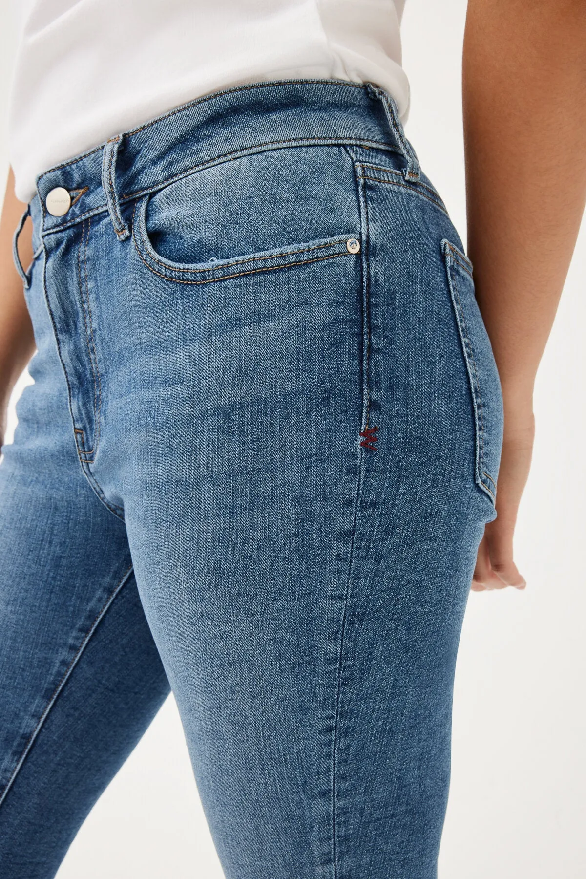 JFK - SKINNY JEANS | MOON