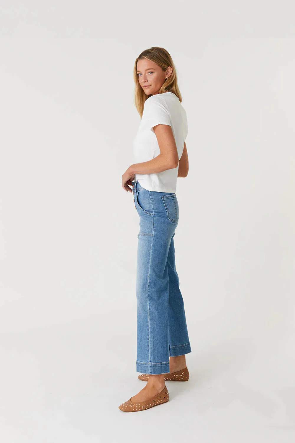 LEVEL 99 CAMILLE EXPOSED BUTTON WIDE LEG JEANS - LIGHT BLUE