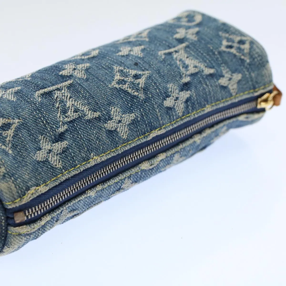 Louis Vuitton Trousse Pochette   - Jeans Clutch Bag ()