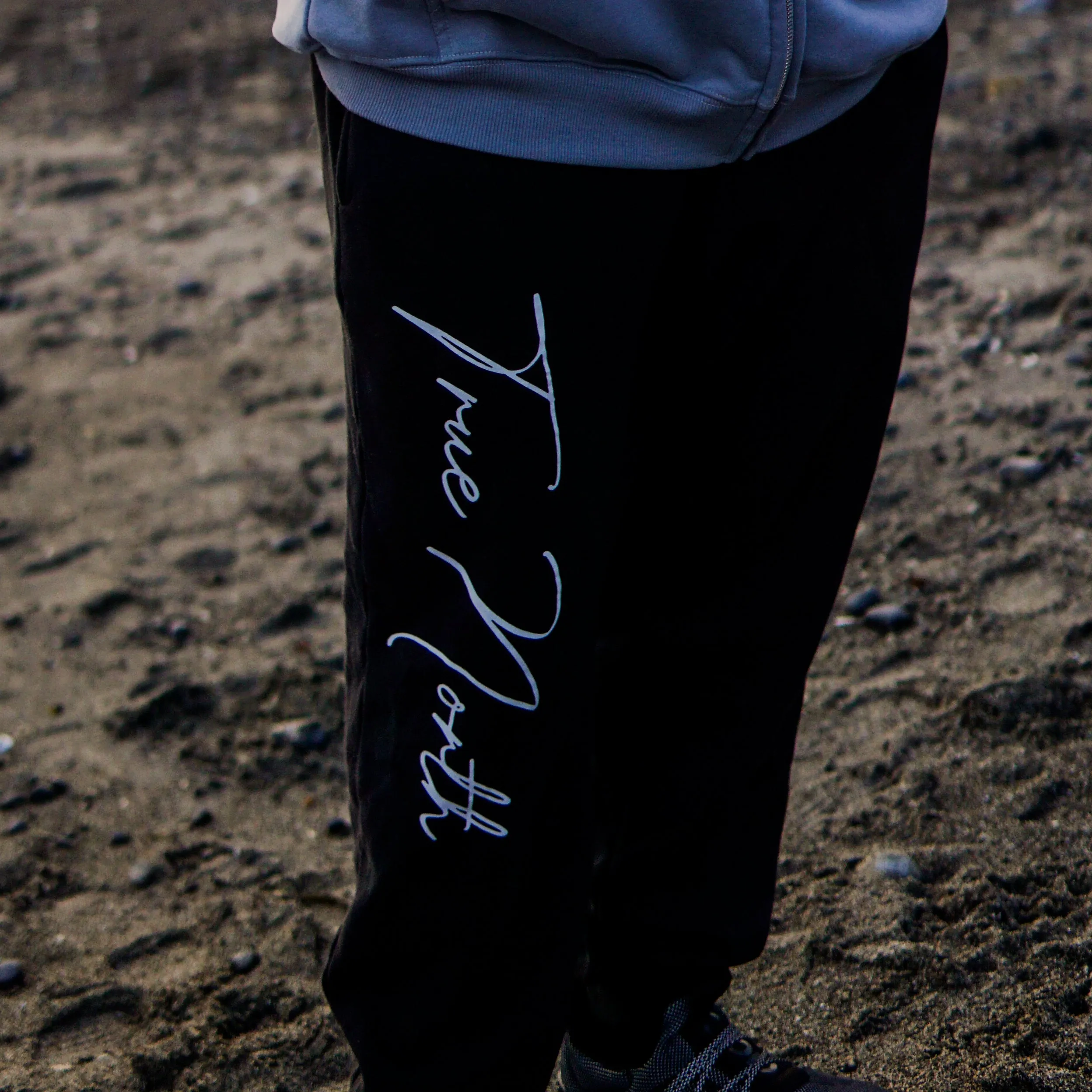 Signature Heavy Joggers - Black