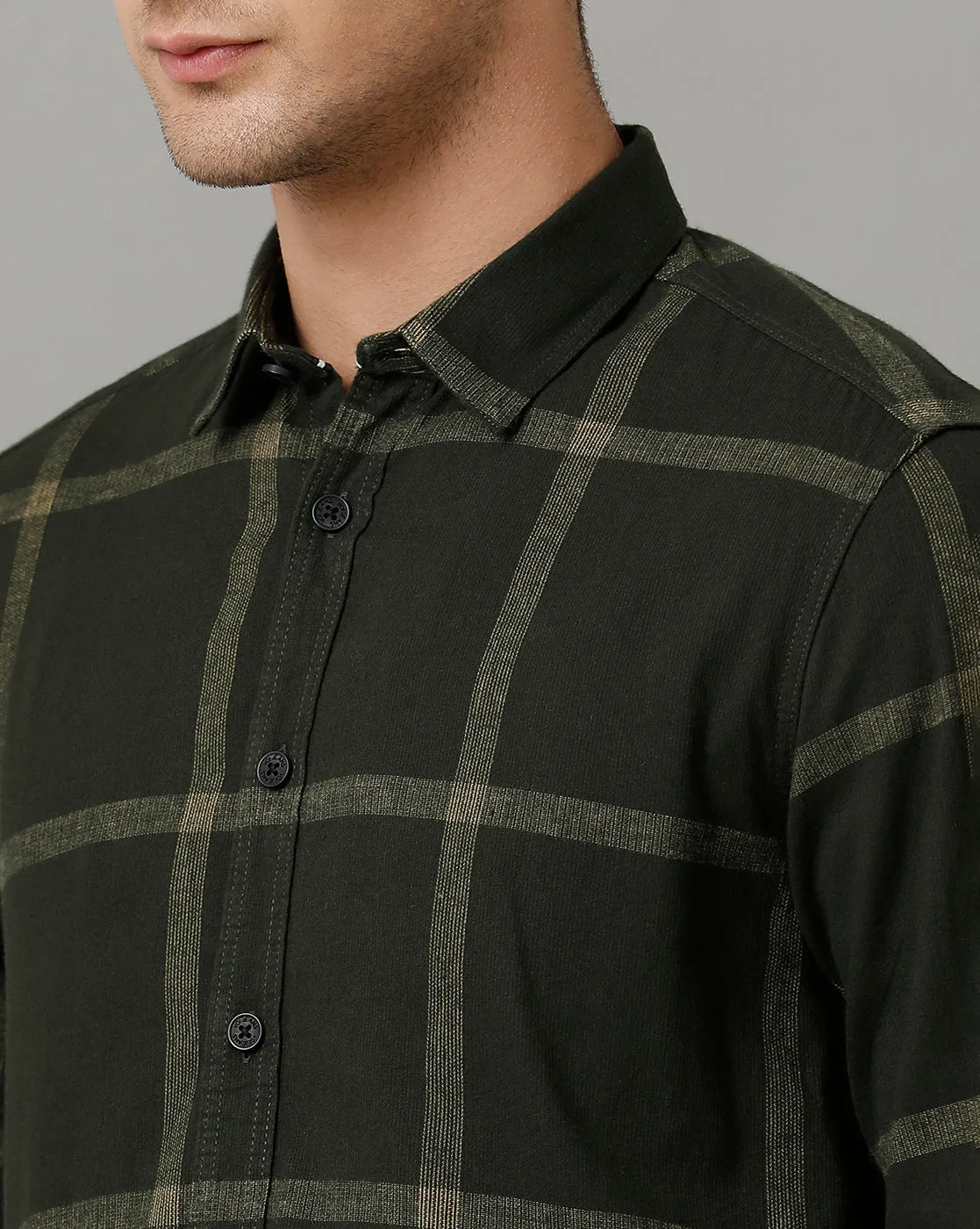 Voi Jeans Mens Green Checks Slim Fit Full Sleeve Shirt