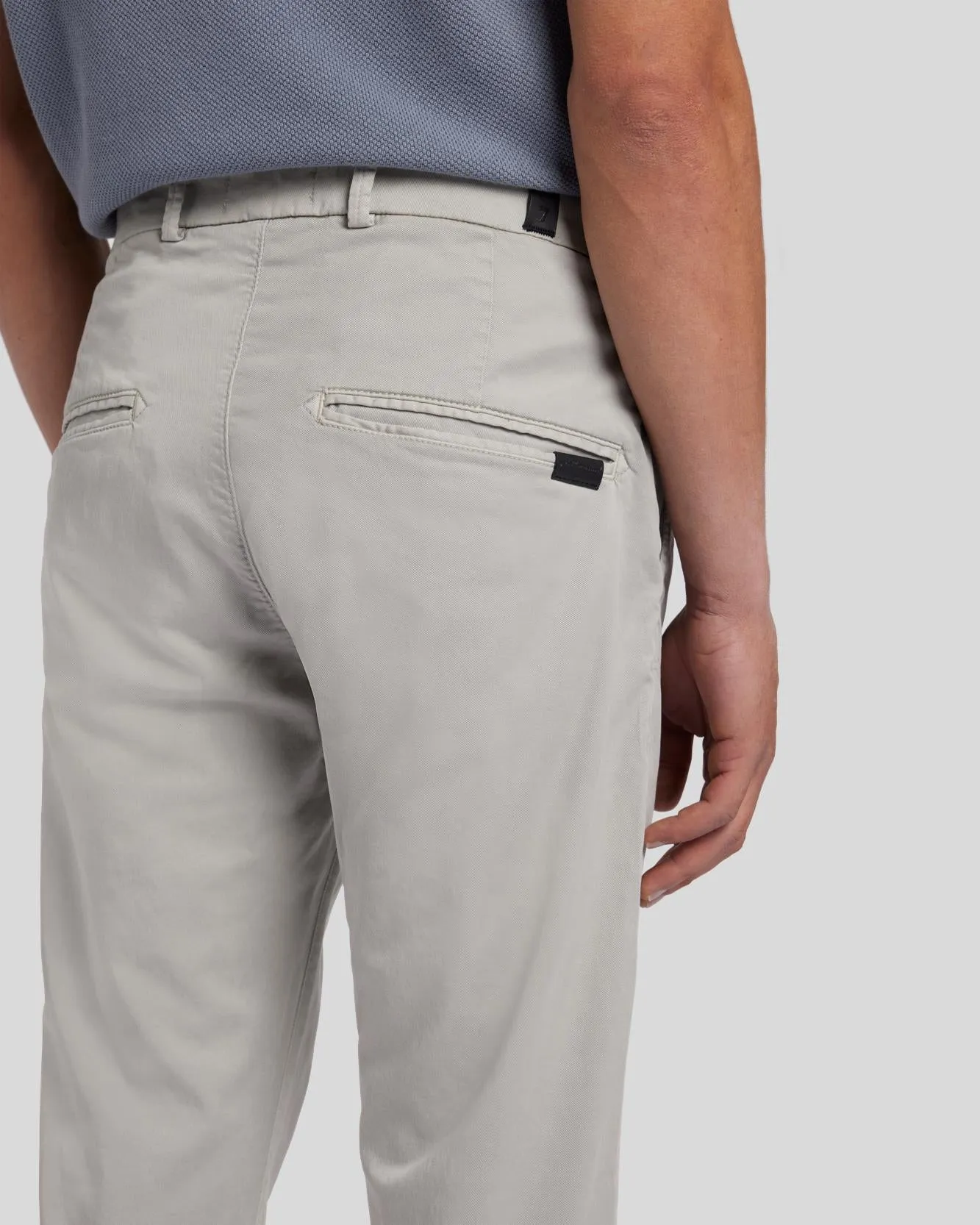 Weightless Adrien Chino in Gentle Grey
